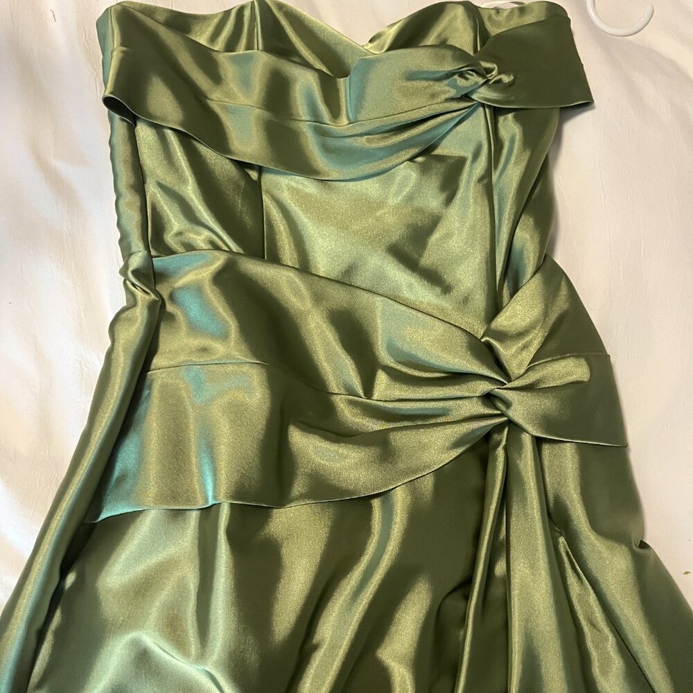 Jessica McClintock Strapless Green Satin Gown